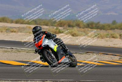 media/Oct-08-2022-SoCal Trackdays (Sat) [[1fc3beec89]]/Turn 16 (125pm)/